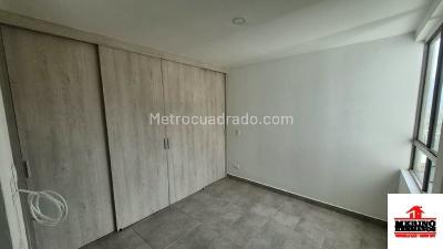 Apartamento en venta en Loma De Los Bernal, Medellín · foto 3 de 20