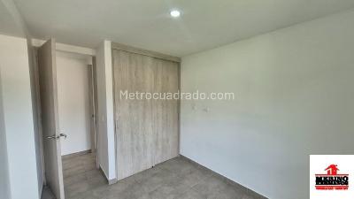 Apartamento en venta en Loma De Los Bernal, Medellín · foto 5 de 20