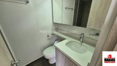 Apartamento en venta en Loma De Los Bernal, Medellín · foto 7 de 20