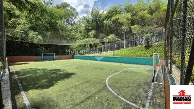 Apartamento de 3 alcobas en venta en San Jose, Sabaneta, 105 m² · foto 15 de 20