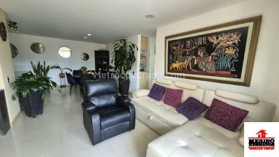 Apartamento de 3 alcobas en venta en San Jose, Sabaneta, 105 m² · foto 5 de 20