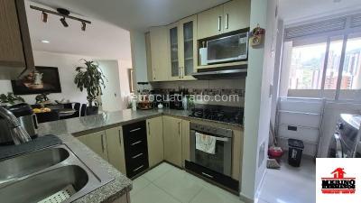 Apartamento de 3 alcobas en venta en San Jose, Sabaneta, 105 m² · foto 6 de 20