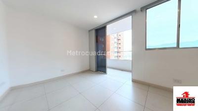 Apartamento de 3 alcobas en arriendo en San Diego, Medellín, 78 m² · foto 2 de 19