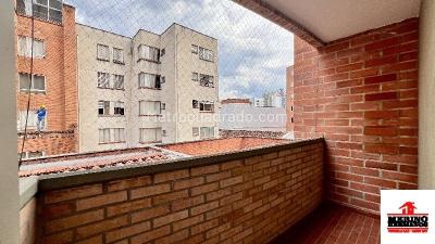 Apartamento en arriendo en Laureles, Medellín · foto 16 de 19