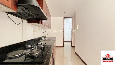 Apartamento en arriendo en Laureles, Medellín · foto 6 de 19