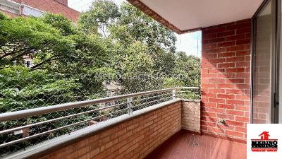 Apartamento en arriendo en Laureles, Medellín · foto 8 de 19