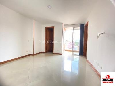 Apartamento de 3 alcobas en arriendo en Laureles, Medellín, 107 m² · foto 10 de 16