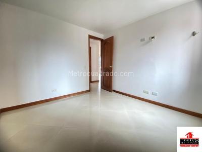 Apartamento de 3 alcobas en arriendo en Laureles, Medellín, 107 m² · foto 13 de 16