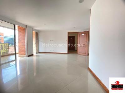 Apartamento de 3 alcobas en arriendo en Laureles, Medellín, 107 m² · foto 5 de 16