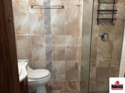Apartamento de 3 alcobas en arriendo en Los Colores, Medellín, 94 m² · foto 12 de 19