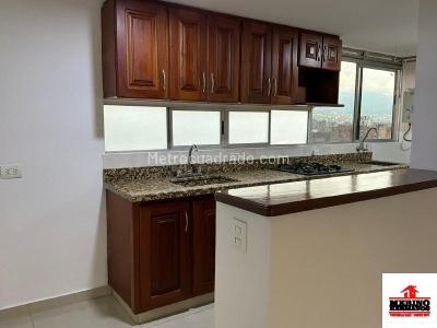 Apartamento de 3 alcobas en arriendo en Los Colores, Medellín, 94 m² · foto 3 de 19