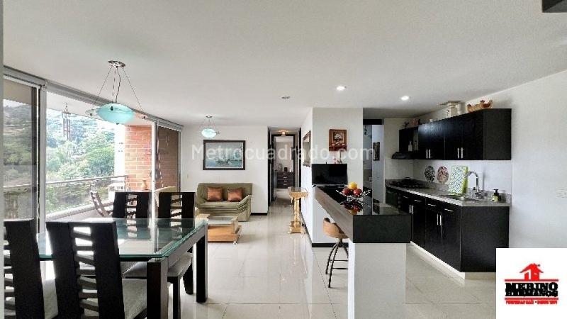 2BR Apartment in Alto De Las Flores (78 m²) - 2