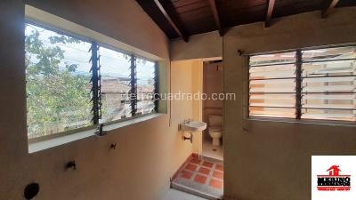 Casa de 3 alcobas en arriendo en La Gloria, Medellín, 84 m² · foto 15 de 16