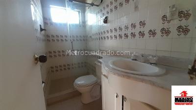 Casa de 3 alcobas en arriendo en La Gloria, Medellín, 84 m² · foto 9 de 16