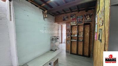 Casa de 5 alcobas en arriendo en Alejandria, Medellín, 230 m² · foto 11 de 15