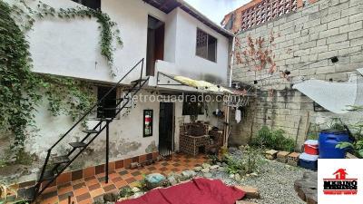 Casa de 5 alcobas en arriendo en Alejandria, Medellín, 230 m² · foto 4 de 15