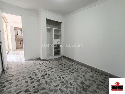 Casa en arriendo en Laureles, Medellín · foto 11 de 20