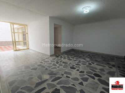Casa en arriendo en Laureles, Medellín · foto 12 de 20