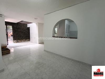 Casa en arriendo en Laureles, Medellín · foto 3 de 20