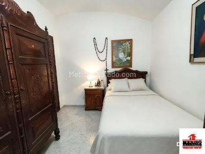 Casa de 3 alcobas en venta en Santa Lucia, Medellín, 85 m² · foto 10 de 11