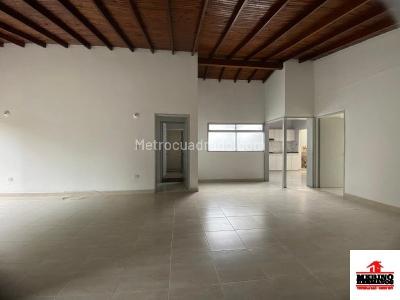 Casa de 4 alcobas en arriendo en Florida Nueva, Medellín, 197 m² · foto 11 de 20