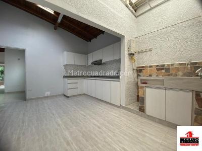 Casa de 4 alcobas en arriendo en Florida Nueva, Medellín, 197 m² · foto 9 de 20