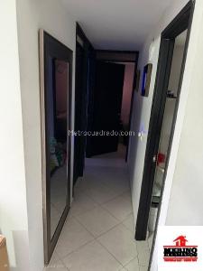 Apartamento de 3 alcobas en venta en Bomboná No. 2, Medellín, 53 m² · foto 10 de 10