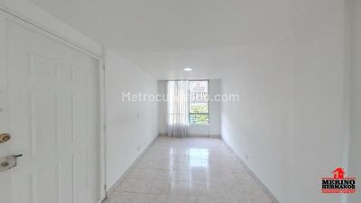 Apartamento de 3 alcobas en venta en Calazans Parte Alta, Medellín, 65 m² · foto 2 de 17