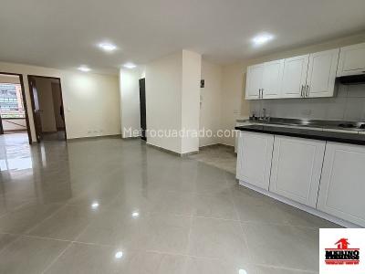 Apartamento de 3 alcobas en arriendo en Santa Teresita, Medellín, 81 m² · foto 4 de 11