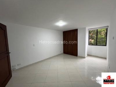 Apartamento de 3 alcobas en arriendo en Laureles, Medellín, 126 m² · foto 7 de 19