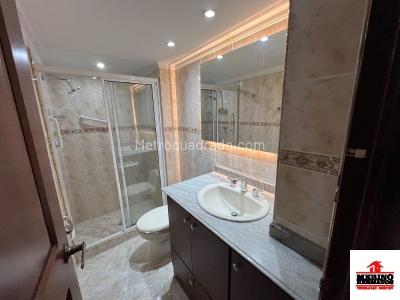 Apartamento de 3 alcobas en arriendo en Laureles, Medellín, 126 m² · foto 11 de 19