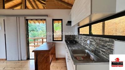 Apartamento de 1 alcoba en arriendo en Santa Elena Vereda Media Luna, Medellín, 51 m² · foto 10 de 13