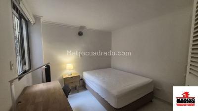 Apartamento de 3 alcobas en venta en Laureles, Medellín, 151 m² · foto 13 de 17