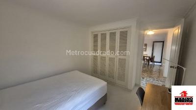 Apartamento de 3 alcobas en venta en Laureles, Medellín, 151 m² · foto 16 de 17