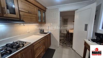 Apartamento de 3 alcobas en venta en Laureles, Medellín, 151 m² · foto 6 de 17