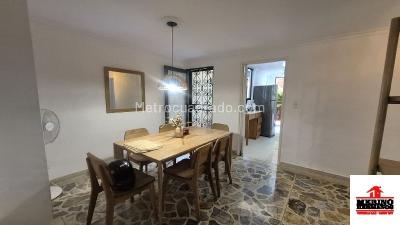 Apartamento de 3 alcobas en venta en Laureles, Medellín, 151 m² · foto 8 de 17