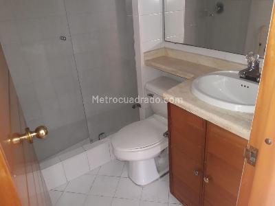 Apartamento de 1 alcoba en venta en Santa Barbara, Bogotá, 50 m² · foto 6 de 6