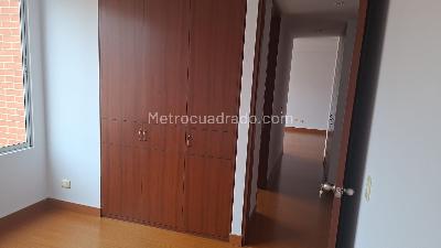 Apartamento de 3 alcobas en arriendo en Ceditos, Bogotá, 90 m² · foto 13 de 15