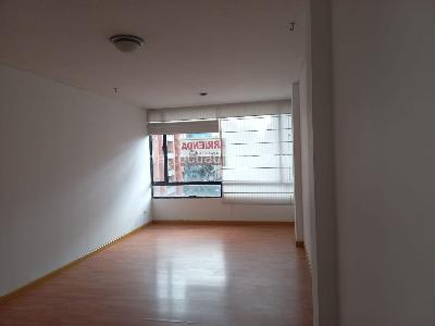 Apartamento en venta en Chapinero, Bogotá · foto 2 de 10