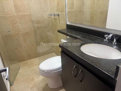 Apartamento de 3 alcobas en arriendo en Country Lisboa, Bogotá, 190 m² · foto 20 de 20