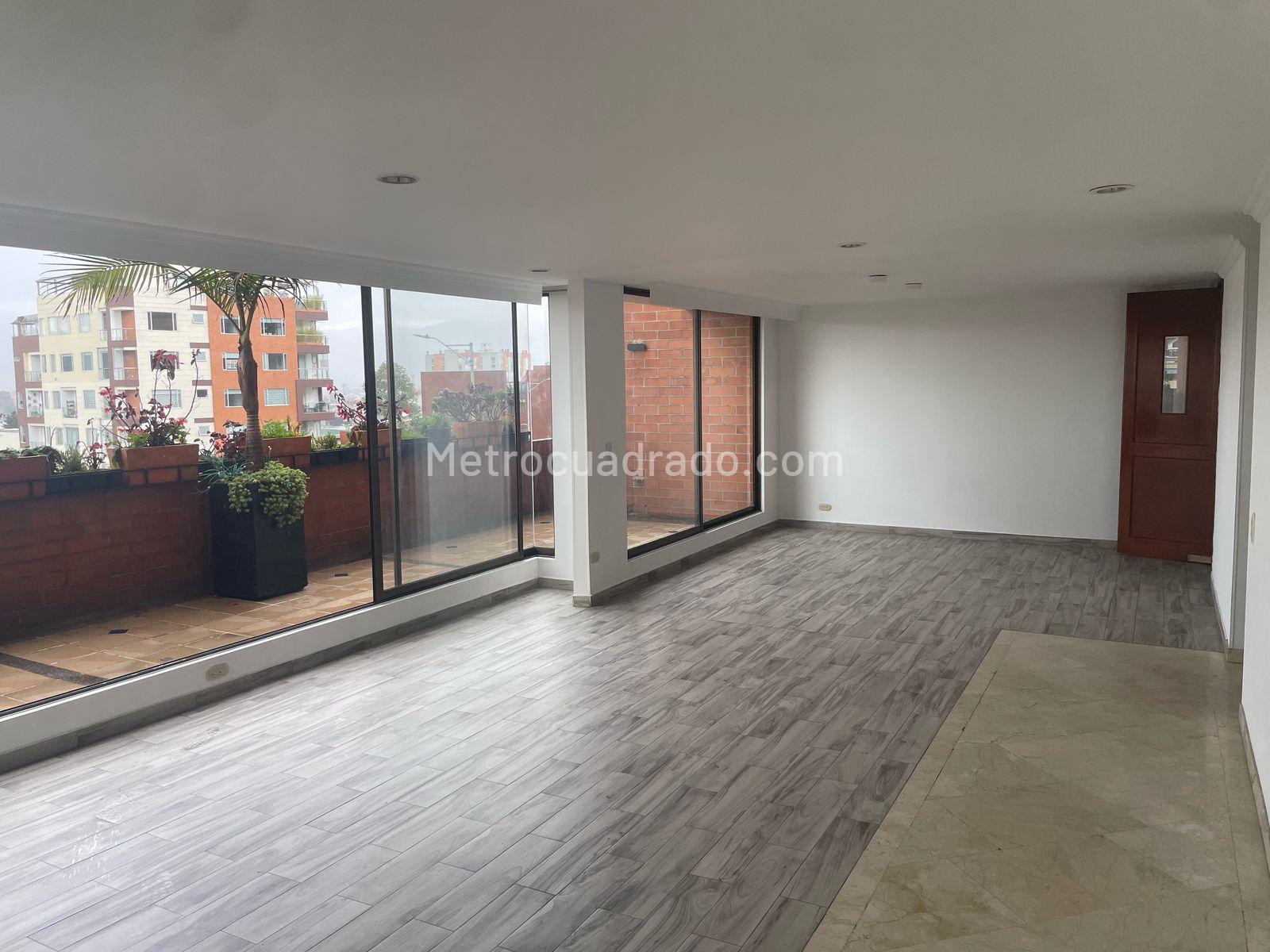 Apartamento en Arriendo  Cerros De Suba
