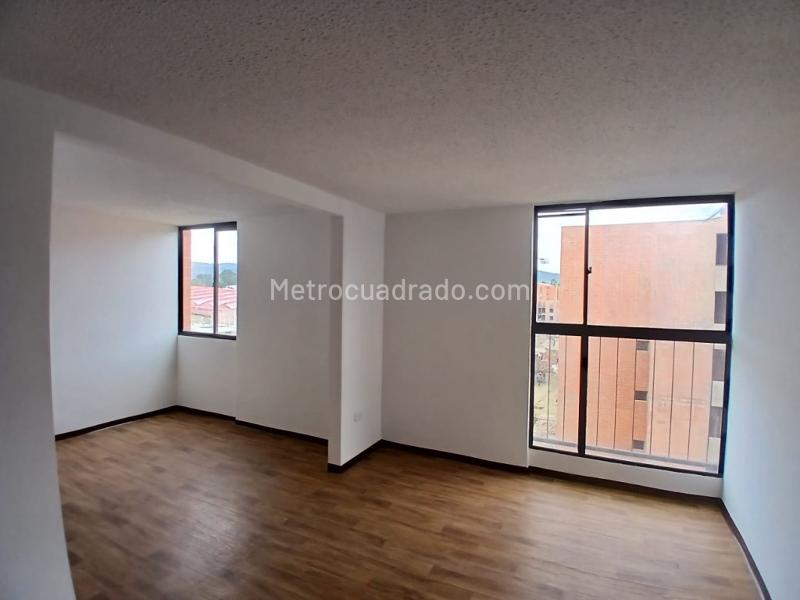 Apartamento en Arriendo, El Vinculo, Soacha