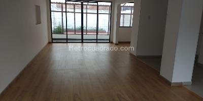 Casa de 4 alcobas en venta en Normandia, Bogotá, 262 m² · foto 5 de 17