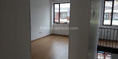 Casa de 4 alcobas en venta en Normandia, Bogotá, 262 m² · foto 10 de 17
