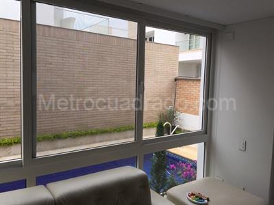 Casa de 4 alcobas en arriendo en Ciudad Jardin, Cali, 210 m² · foto 4 de 6