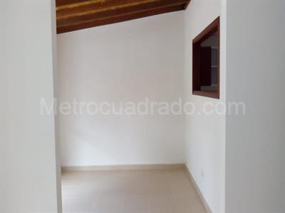 Casa de 4 alcobas en venta en Ciudad Jardin, Cali, 250 m² · foto 3 de 7