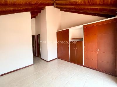 Casa de 4 alcobas en venta en Ciudad Jardin, Cali, 160 m² · foto 2 de 13