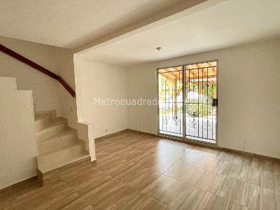 Casa de 4 alcobas en venta en Valle Del Lili, Cali, 90 m² · foto 2 de 10