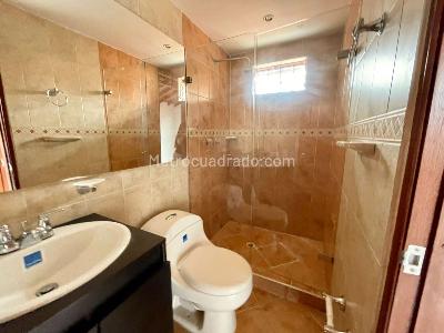 Casa de 4 alcobas en venta en Valle Del Lili, Cali, 90 m² · foto 7 de 10