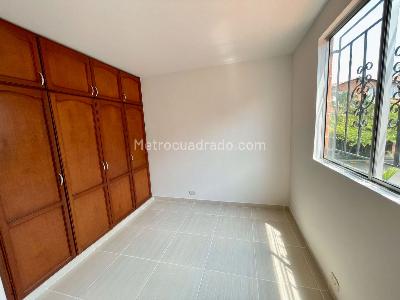 Casa de 4 alcobas en venta en Valle Del Lili, Cali, 90 m² · foto 9 de 10